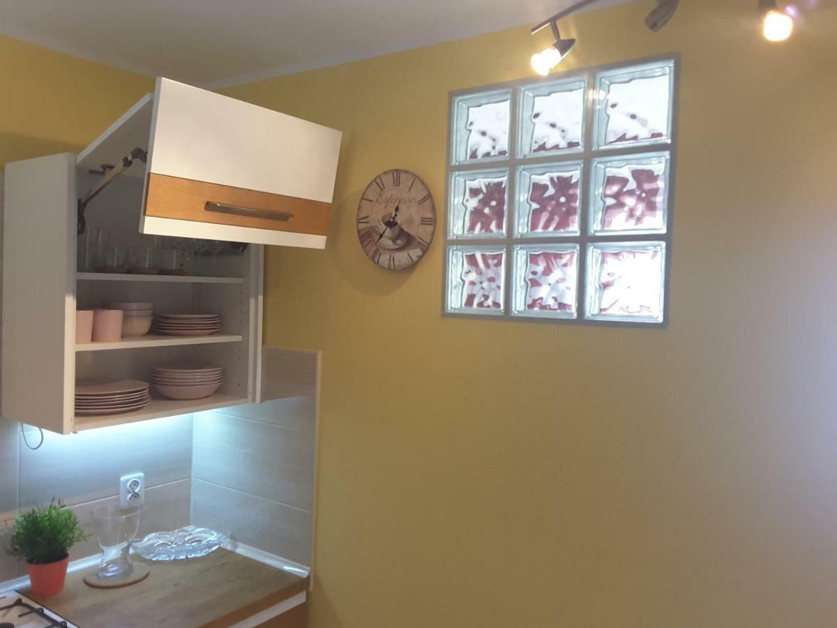 Apartament Dla Turystow Tychy Bagian luar foto